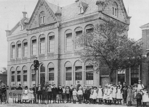 Openbare lagere school 1900